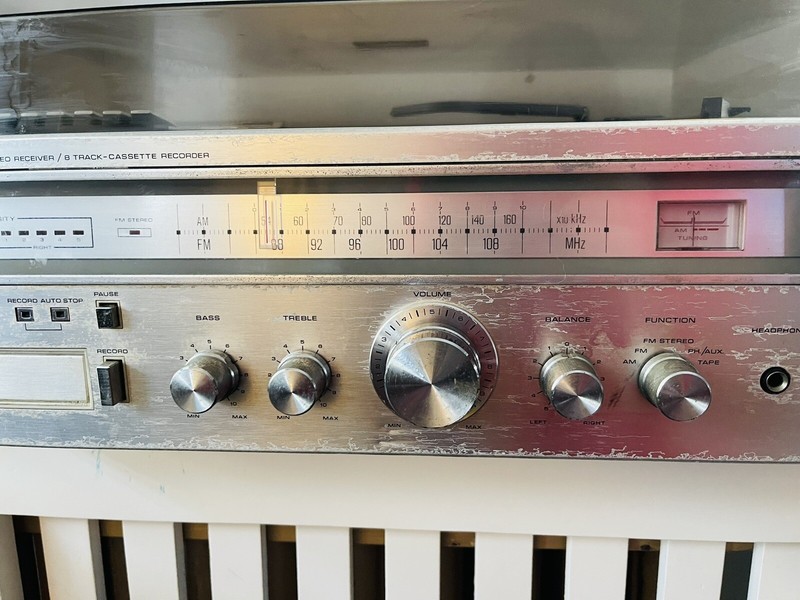 SOUNDESIGN Sound Design 6949 PLL AM FM Stereo Receiver 8 track Cassette Recorder gallery