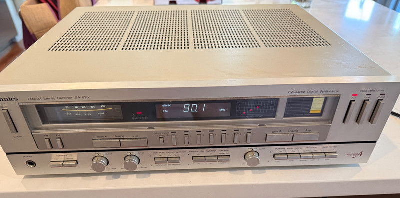 Technics SA-626 fm/am Stereo Receiver