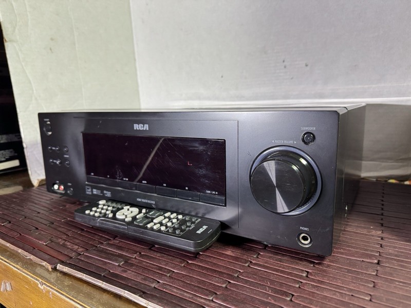 RCA RT2770R - Home Theatre Receiver - With Remote/Manuel -Tested & Works- gallery