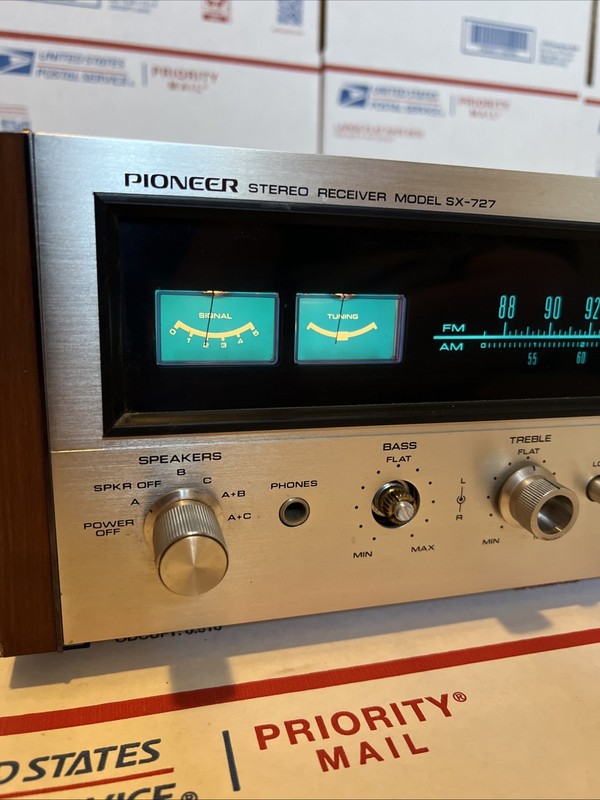 Vintage Pioneer SX-727 Stereo Receiver - WORKS Great / Small Flaws - WARRANTY gallery