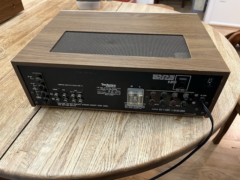 Technics SA -5150 Stereo Receiver Good Condition, Powers On gallery