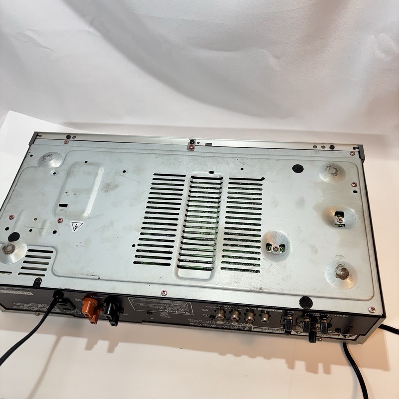 Technics SA-110 Stereo Receiver AM/FM Tuner Vintage 1980s Silver (Tested/ Works) gallery