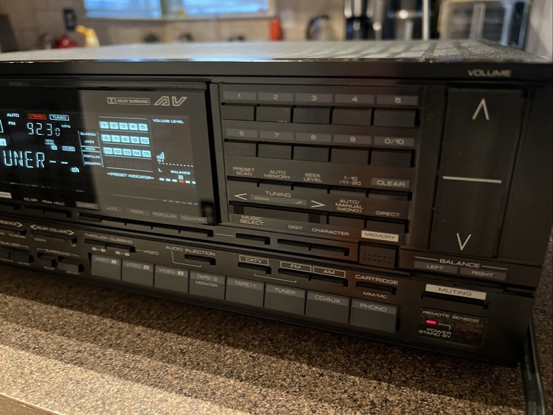 Kenwood KR-V126R a/v Stereo Receiver 125W Power House Vintage gallery