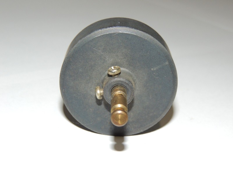 Sansui G-3000 Dial Indicator Tuning Shaft Assembly 7036540 gallery