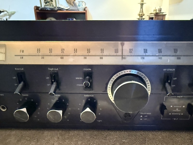 Vintage Optonica/Sharp SA-5206 ( Circa 1979/45 Watts Per Channel - Wooden gallery