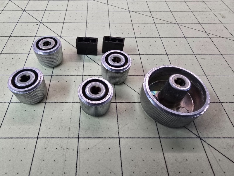 Magnavox 1500 Receiver Parts - Metal Knobs gallery