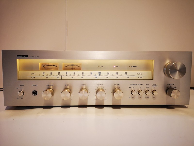 Audio Reflex Model: AR-625 Receiver with Manual