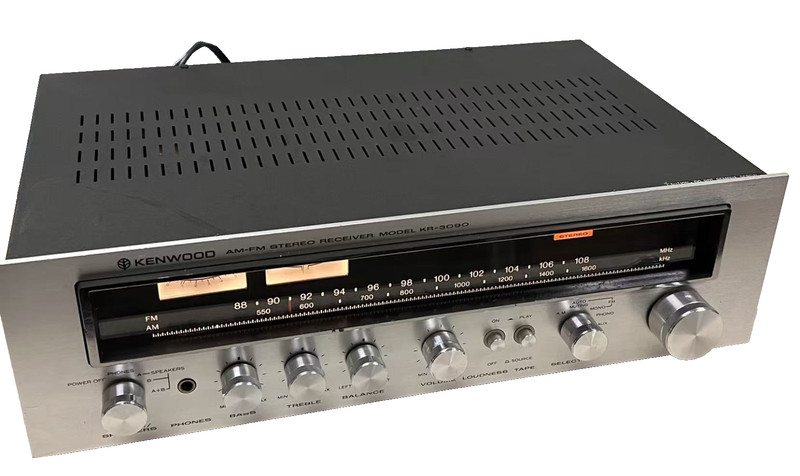 Vintage Kenwood KR-3090, 26W AM/FM Stereo Receiver, 1979, Pro. Serviced.