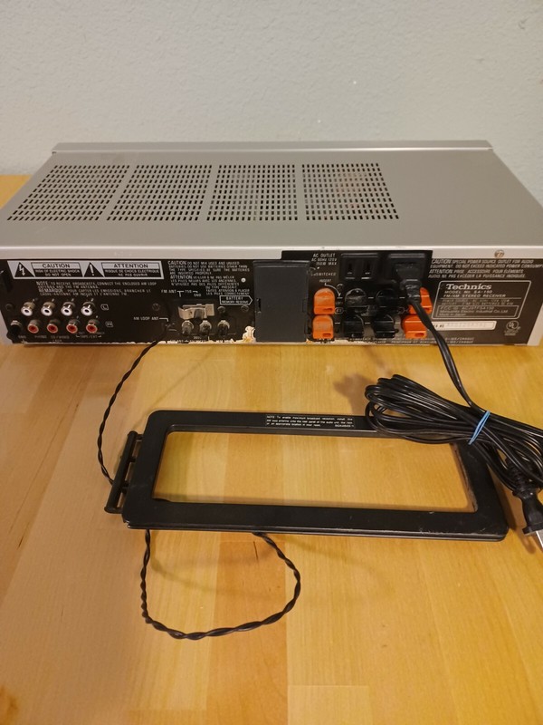 Vintage Technics SA-150 Quartz Synthesizer Stereo Receiver w/ Phono In *TESTED* gallery