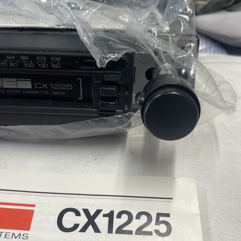 Vintage MEI CX1225 High Tech Am-FM Car Receiver With Cassette Deck And Box New gallery