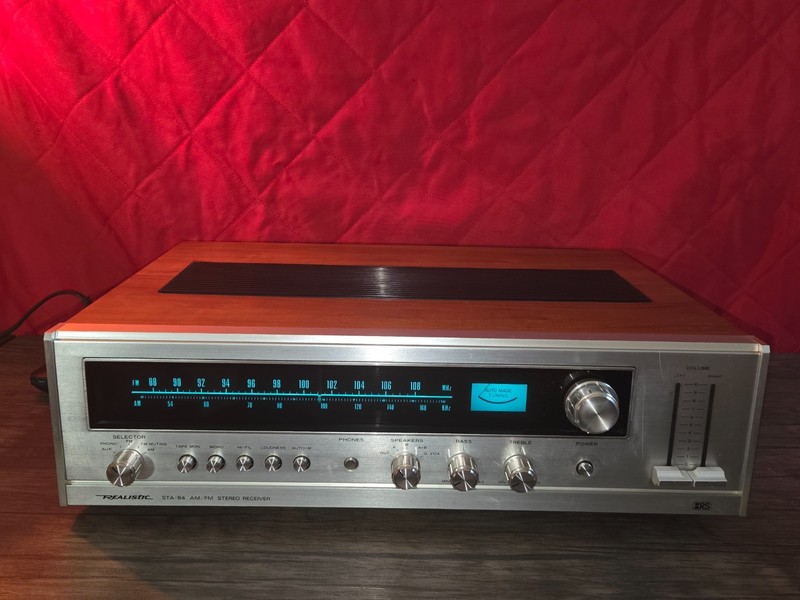 Realistic STA 84 AM/FM Stereo Receiver - Silver Face - Clean! Working! gallery