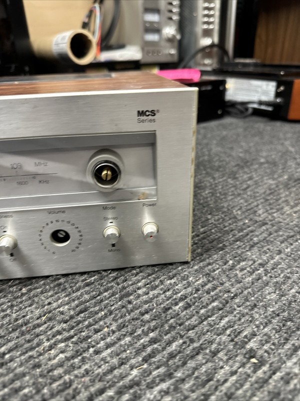 VINTAGE MCS MODULAR COMPONENT SYSTEMS 3207 STEREO RECEIVER gallery