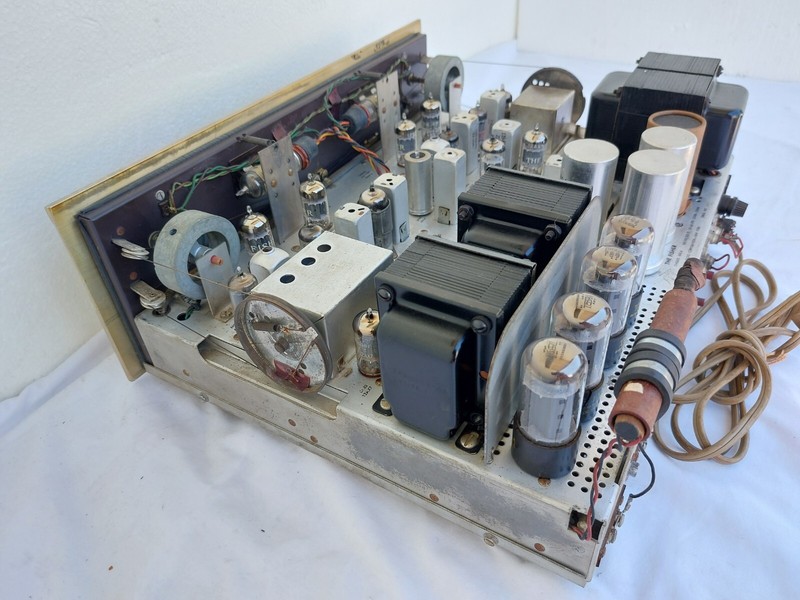 Vintage Fisher 800B Stereo Receiver in Very Good condition - all original gallery