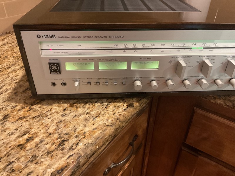 Yamaha CR 2040 Vintage Stereo Receiver. Monster Receiver Serviced and cleaned!! gallery