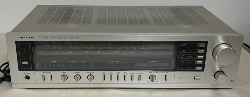 Realistic STA-870 AUDIO RECEIVER – FOR PARTS/REPAIR – LOW VOLUME, POWERS ON