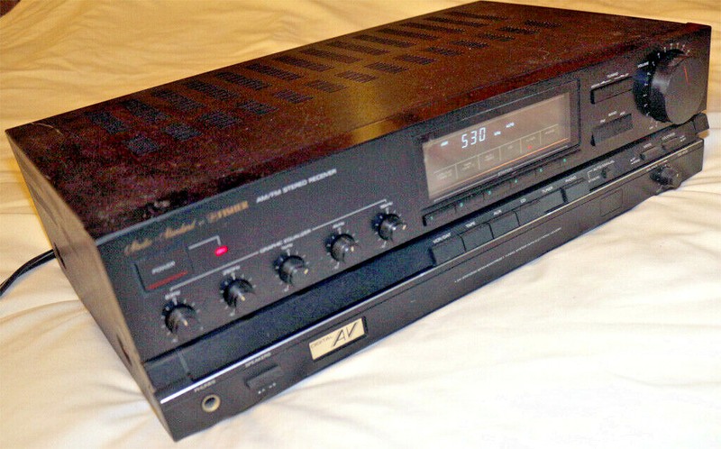 Vintage Fisher RS-605 Stereo Receiver, 100 Watts