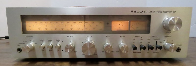 Scott AM-FM Stereo Receiver R337