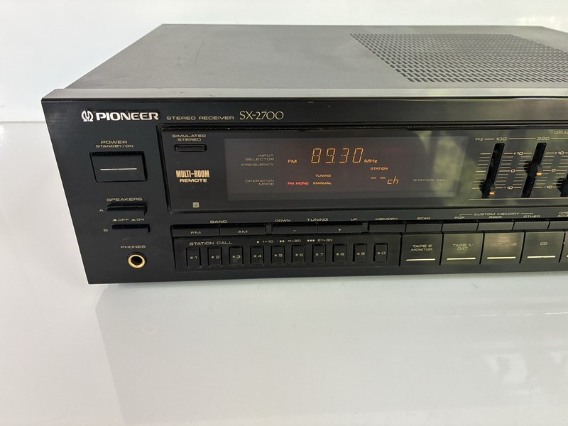 VTG Pioneer SX-2700 65W/ch 8-ohm 20-20KHz Stereo AM/FM Receiver | Tested Working gallery
