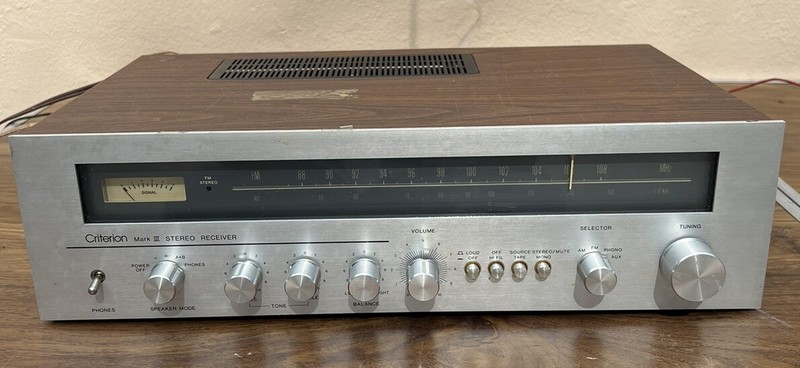 Criterion Mark III AM/FM Stereo Receiver 22 WPC Perfect Working Condition