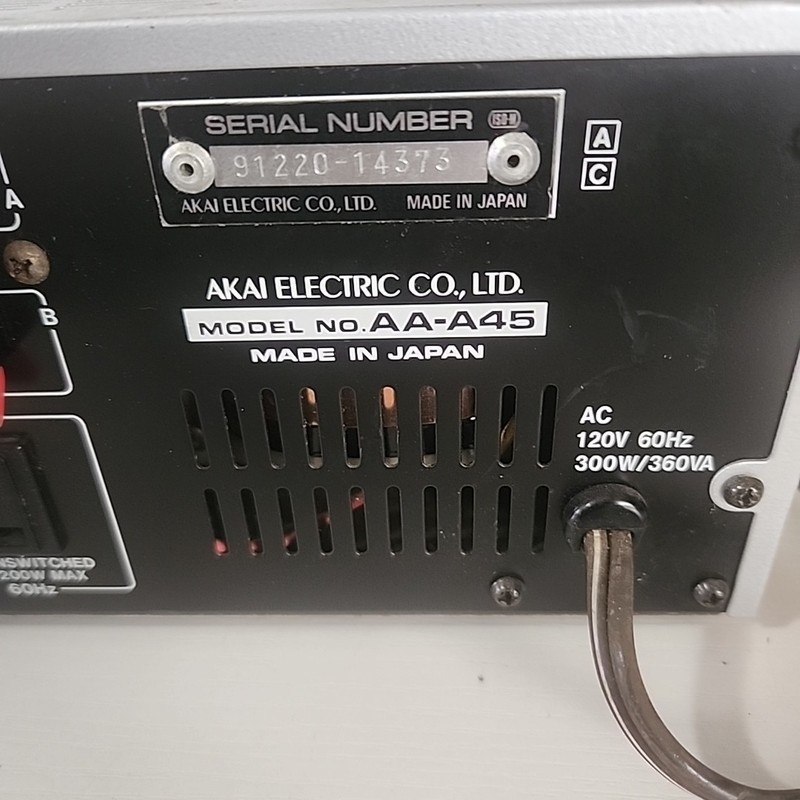 (1984) Akai Model AA-A45 Vintage Computer Controlled AM FM Stereo Receiver gallery