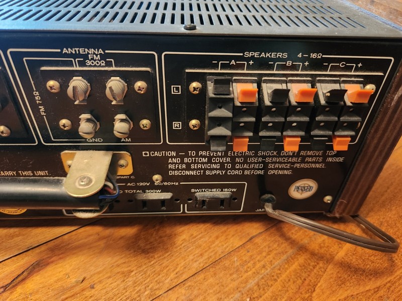 Kenwood KR-5400 AM FM Stereo Receiver Read!! gallery