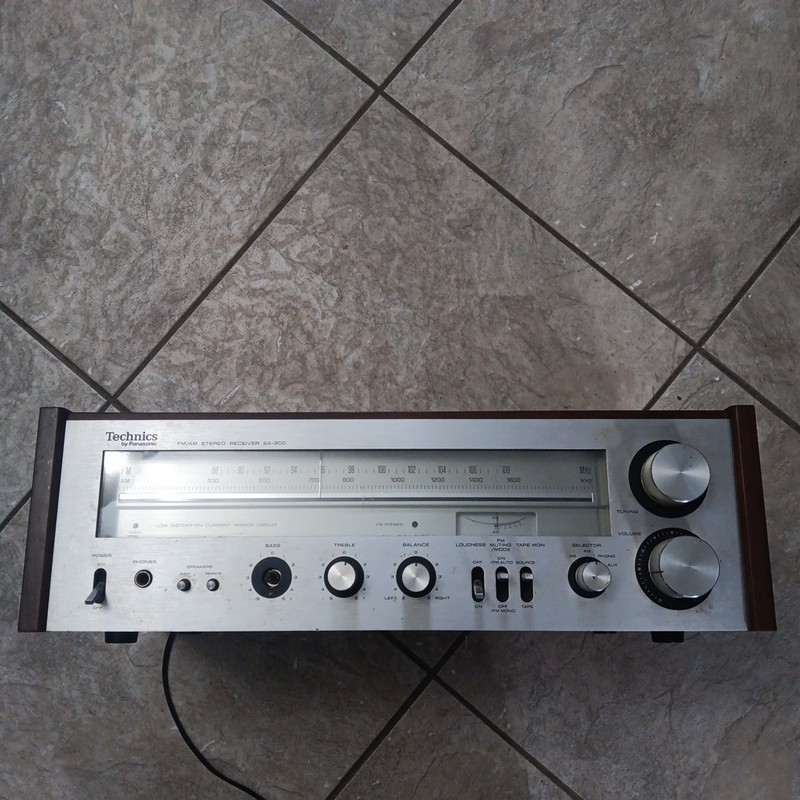 Technics By Panasonic Fm/Am Stereo Receiver SA-200 gallery