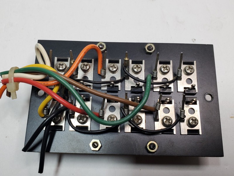Onkyo TX-4500 Receiver PARTS - Speaker Connector Plate gallery