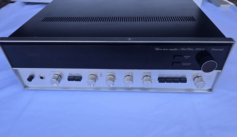 Vintage Sansui Solid State 2000A Stereo Receiver Silver Face gallery