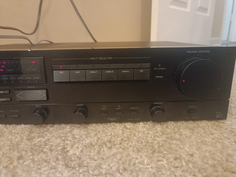 Vintage Luxman R-113 35 Watts, Digital Synth AM/FM Stereo Receiver w/Phono 1990 gallery