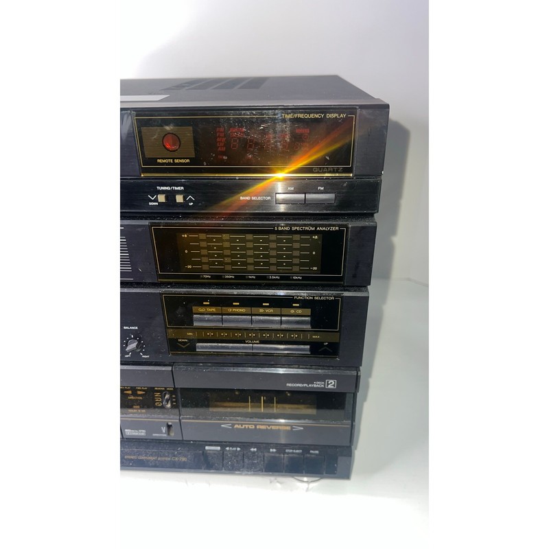 Aiwa CX-790U Stereo Cassette Receiver and Radio Tested and Works gallery