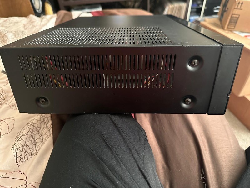 Vintage Luxman R-113 35 Watts, Digital Synth AM/FM Stereo Receiver w/Phono 1990 gallery