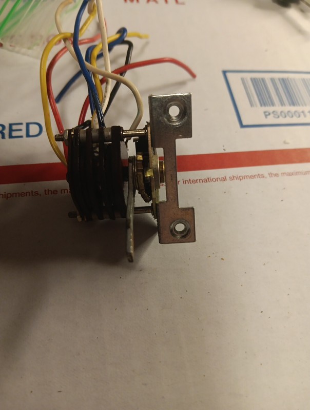 Kenwood KR-7070 Stereo Receiver Parting Out Auto Tuning Switch