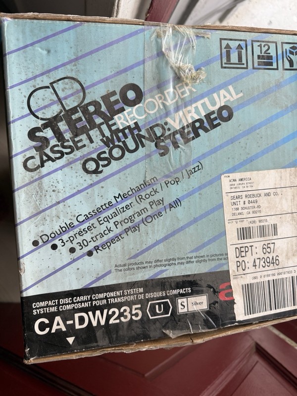 Aiwa Cassete Stereo System gallery