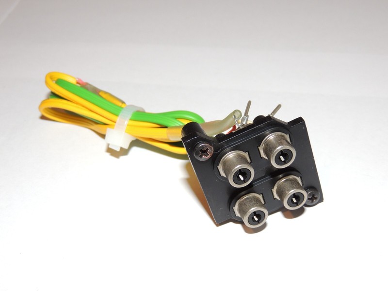 Yamaha CR-1020 Tape #2 4P Jack LB40016 gallery