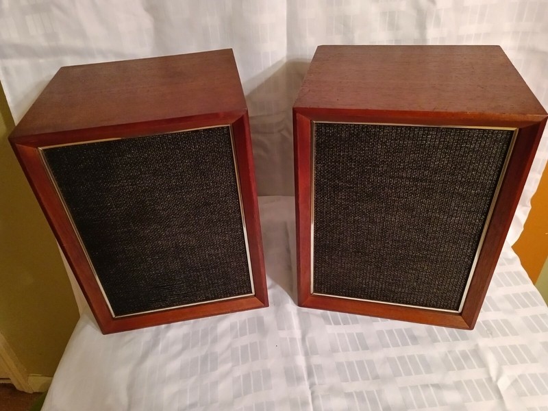 2 Vintage PANASONIC RE-7070 Speaker Wood Cabinet. Tested, Works