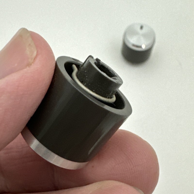 Realistic Clarinette 112 Receiver Turntable Replacement Volume & Function Knobs gallery