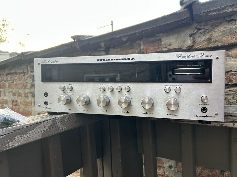 Marantz 2230 AM/FM 30 WPC Perfect Working Condition - Serviced ) gallery