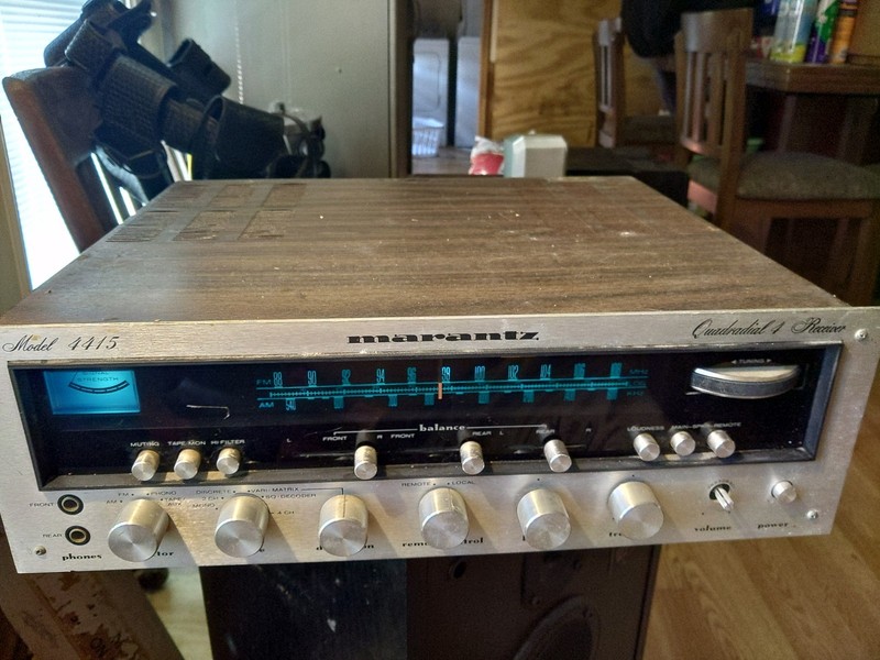 MARANTZ 4415 AM/FM QUADRADIAL 4 RECEIVER As.Is. Needs Restoration. It Powers On.