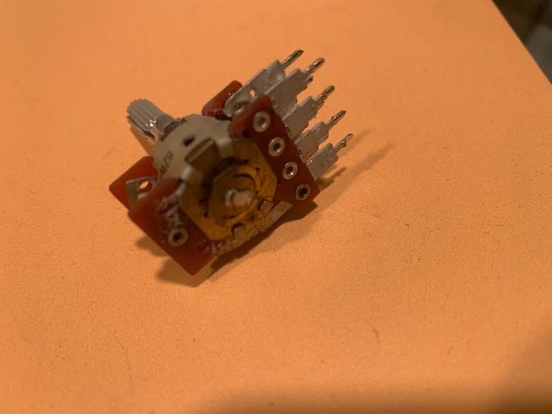 Yamaha CR-1020 Stereo Receiver Parting Out Treble Potentiometer gallery