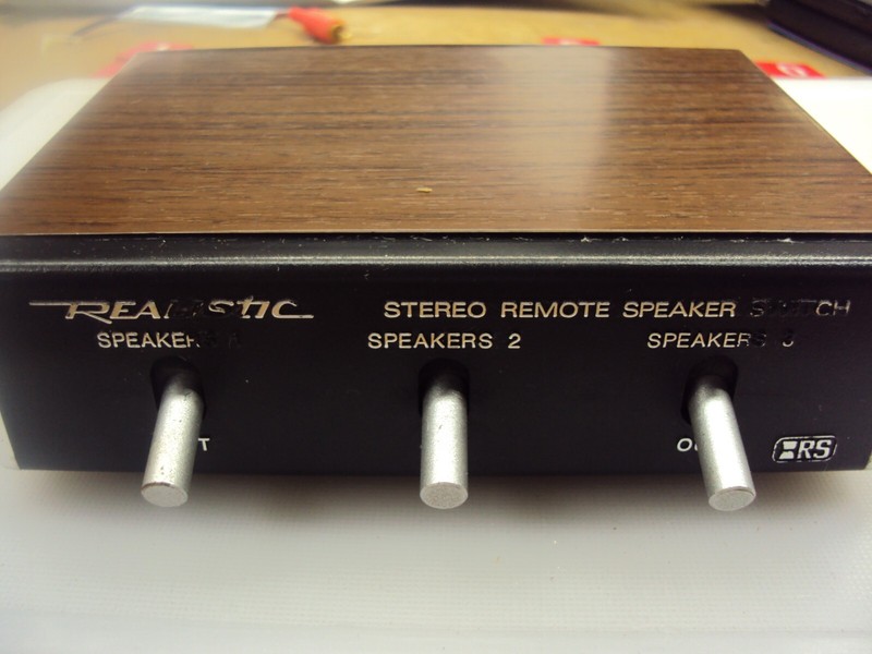 Realistic 40-125A Speaker Selector. Tested. Switches Cleaned. Read More Below. gallery