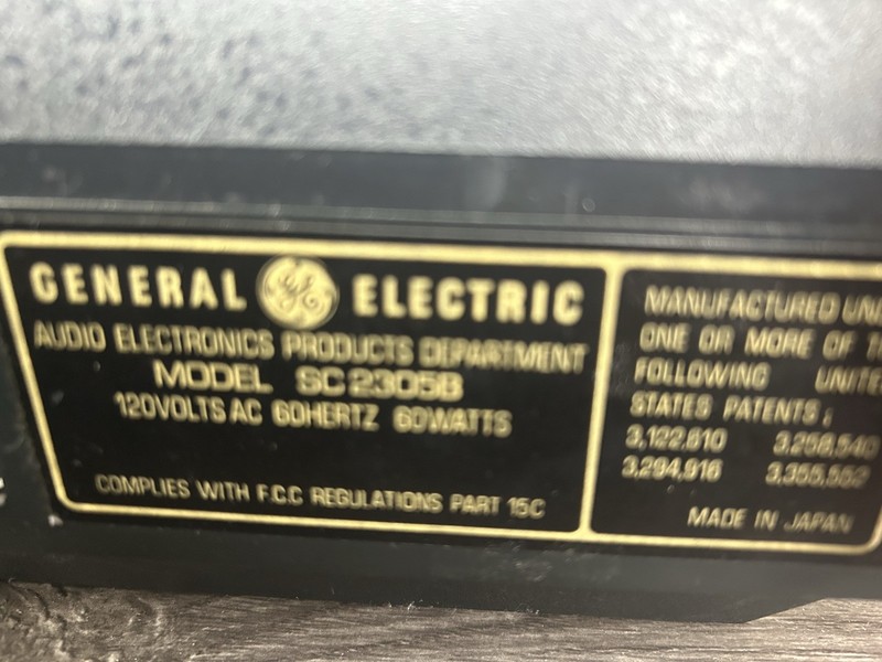 General Electric SC2305B Stereo Receiver with Speakers Vintage gallery