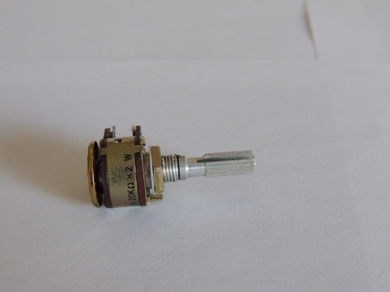 Yamaha CR-820 Rotary Loudness Switch gallery