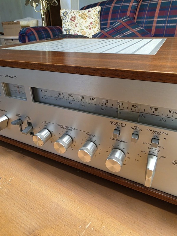 Vintage Yamaha CR-1020 AM/FM Natural Sound Stereo Receiver Very Clean Unit Nice gallery