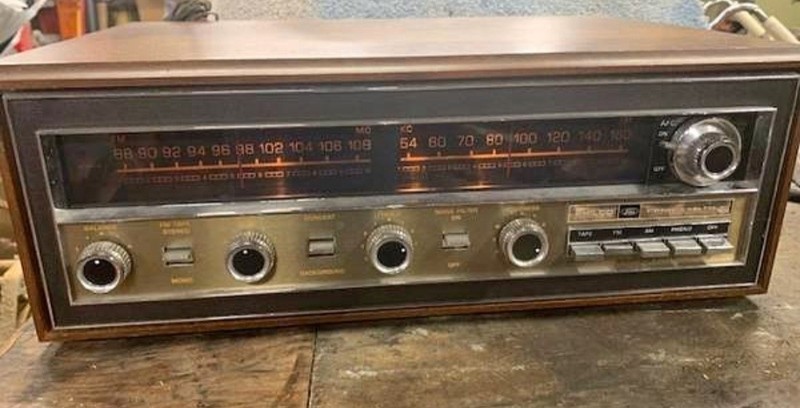 Lafayette Vintage Stereo Receiver Wood Case Analog Tuner Multiple Controls