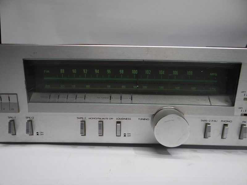 Vintage Early 1980s JVC Model R-S11 AM/FM Stereo Receiver *Tested Working* gallery