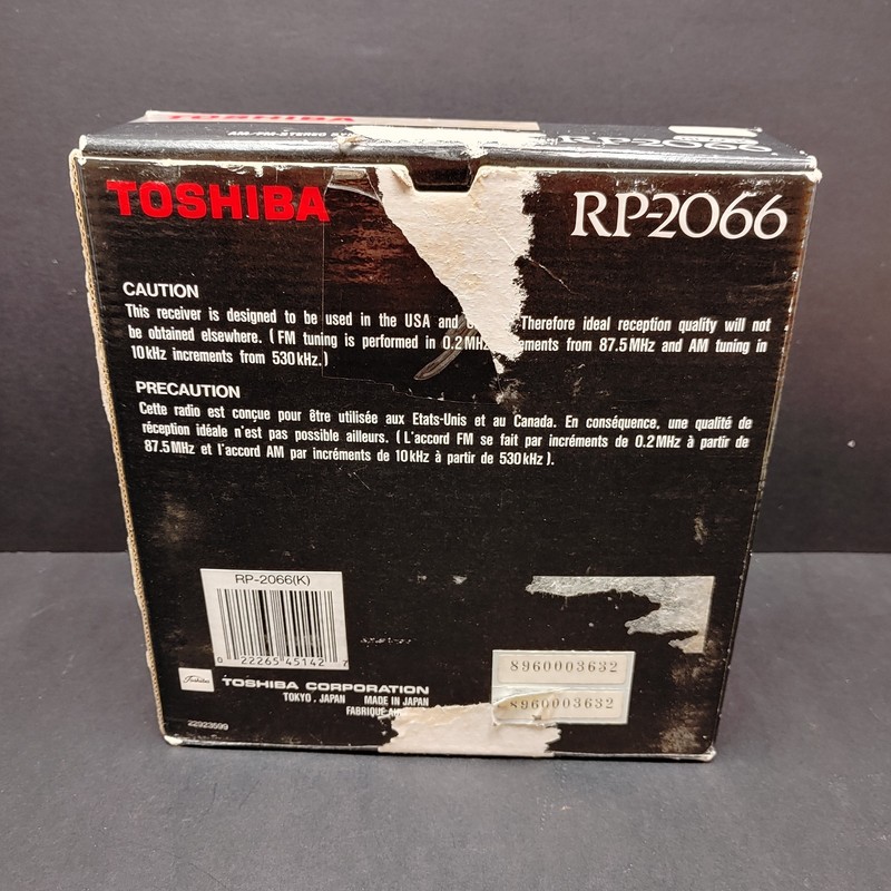 Vtg. Toshiba RP-2066 AM/FM Stereo Synthesizer Headphone Receiver W/ Box gallery