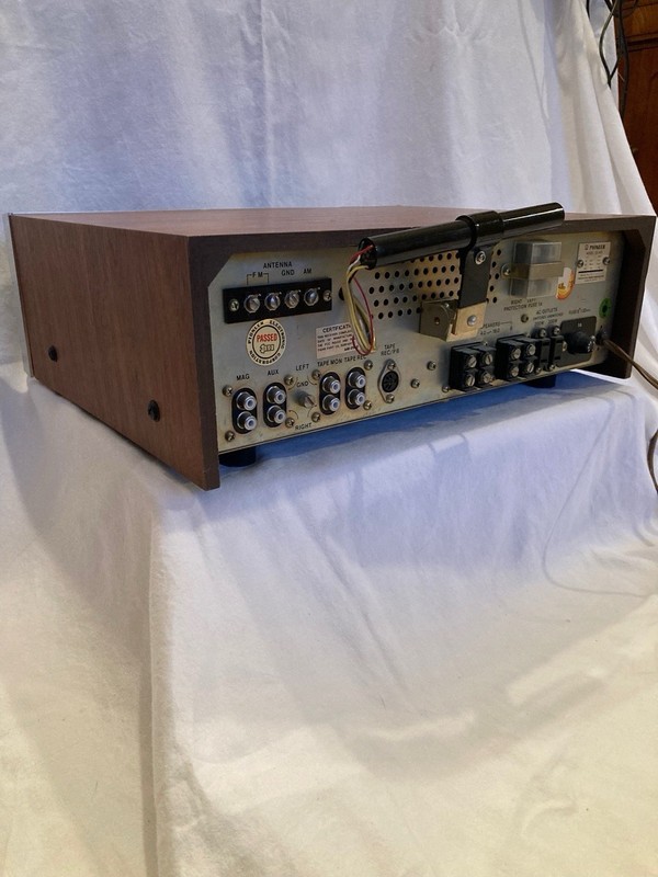 Pioneer SX-440 Stereo Receiver AM/FM Radio Model with Wood Case Cabinet gallery