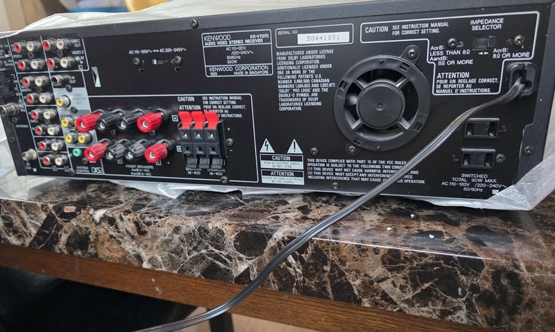 Kenwood Audio Video Stereo Receiver KR-V7070 In Excelent Condition gallery