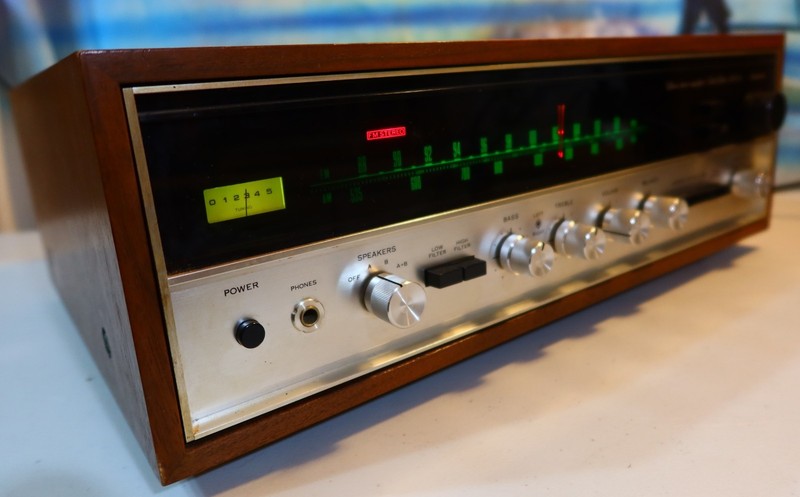 Sansui 2000A AM/FM Stereo Tuner Amplifier with original box and schematics gallery