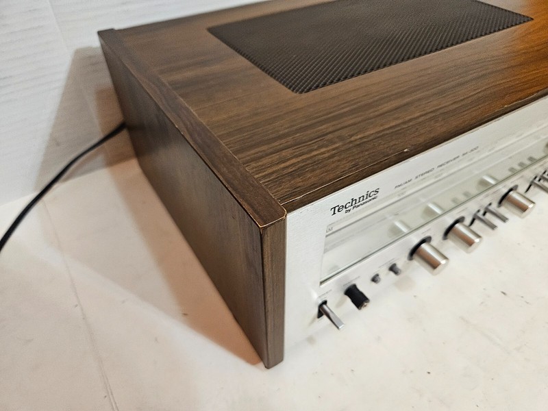 Technics by Panasonic SA-300 Stereo Receiver for Parts or Repairs gallery